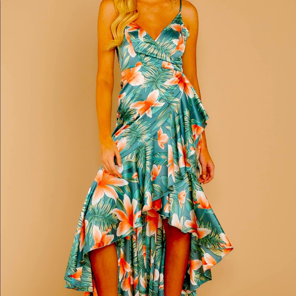 Flamenco Dancing Green Tropical Print Maxi Dress